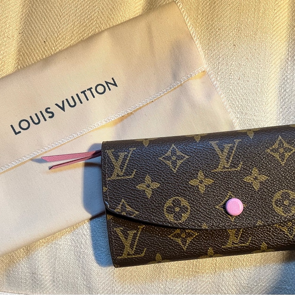 Louis Vuitton Brown Monogram Wallet with Pink Button